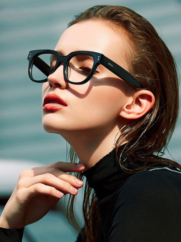 Square Glasses A3982