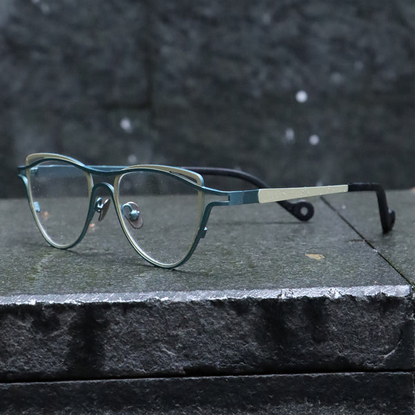 Cat-Eye Glasses A3859