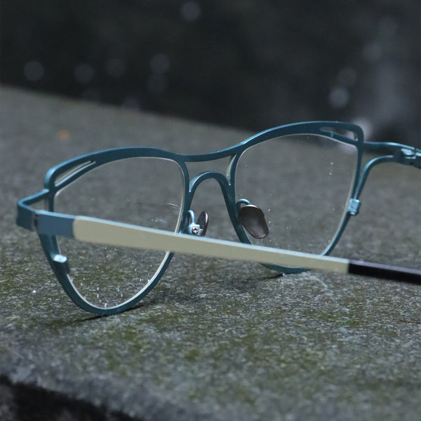 Cat-Eye Glasses A3859