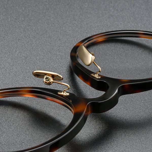 YN1177 - Tortoiseshell - image 1fatrnm