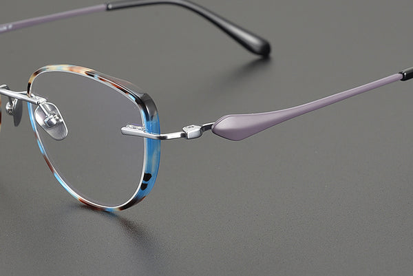 Cat-Eye Glasses TG1052