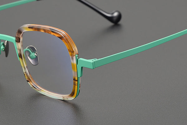 Square Glasses TG1080