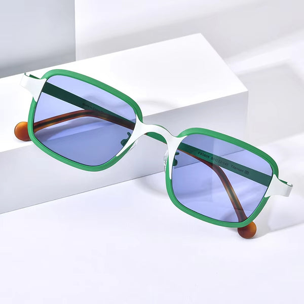 Square Sunglasses BRS1109