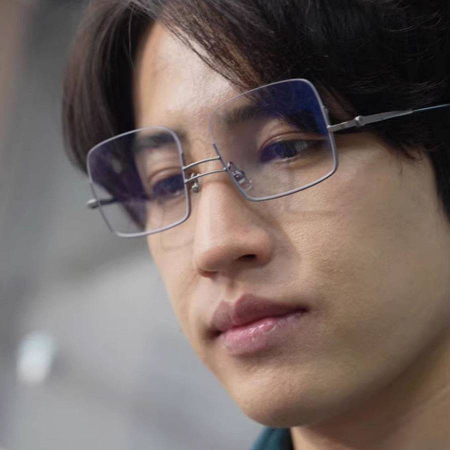 Square Billiards & Pool Glasses RV1052 – Reverse Half-Rim, Adjustable Tilt