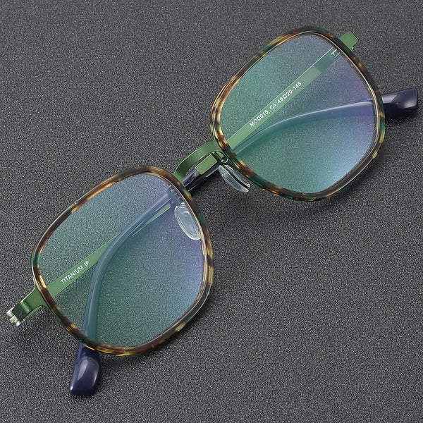 Square Glasses BY1080