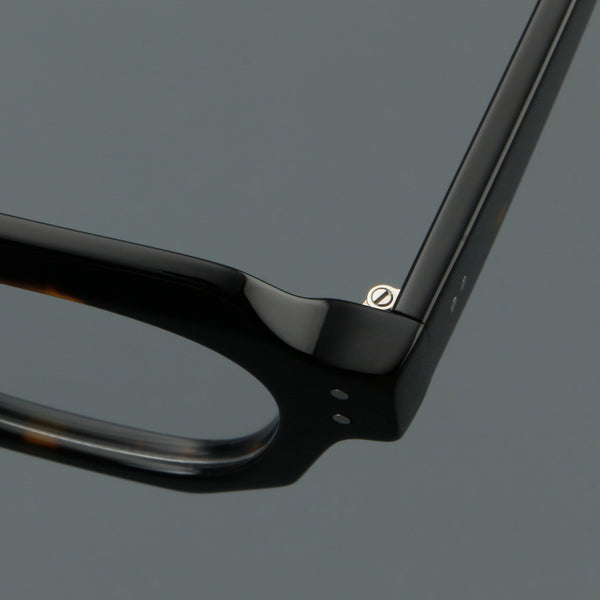 Square Glasses YN1060