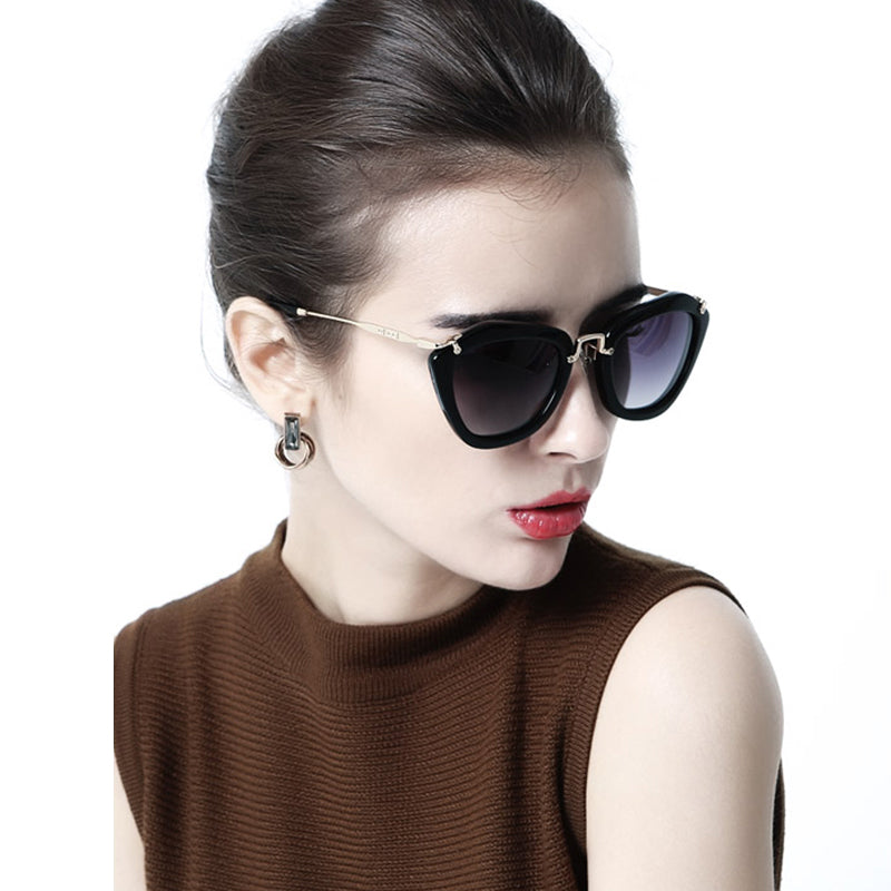 Cat-Eye Sunglasses S1057